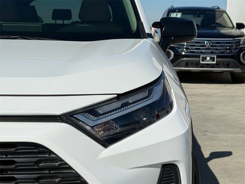 Used 2023 Toyota RAV4 LE image 3