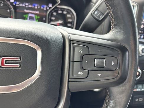Used 2022 GMC Sierra 2500 AT4 w/ AT4 Premium Plus Package AWD/4WD image 34