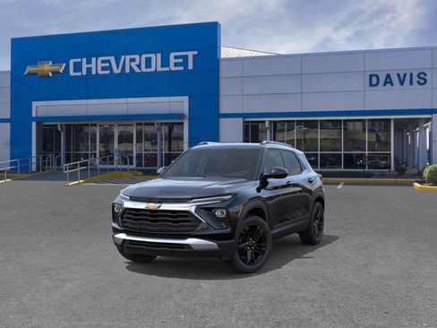 New 2026 Chevrolet TrailBlazer LT FWD image 8