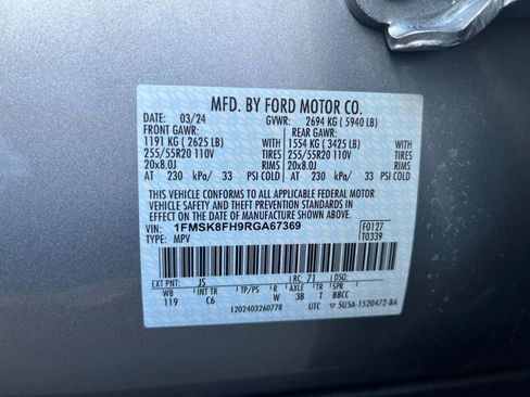 Used 2024 Ford Explorer Limited image 28