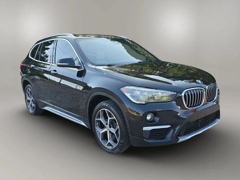 Used 2019 BMW X1 sDrive28i w/ Convenience Package FWD image 3
