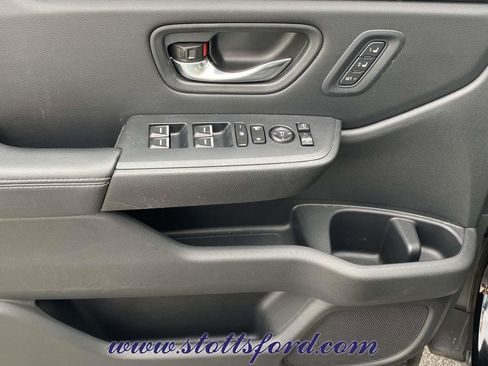 Used 2023 Honda Pilot Elite image 17