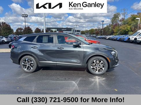 Certified 2023 Kia Sportage EX image 8