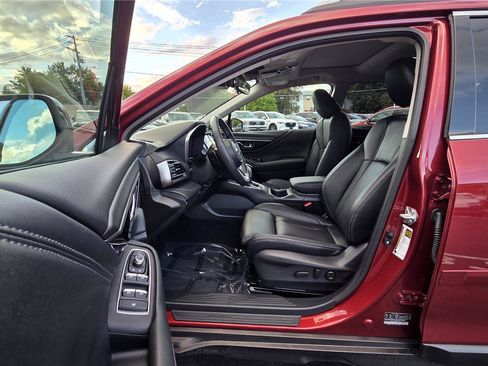 Used 2025 Subaru Outback Touring XT AWD/4WD image 14