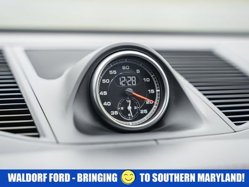 Used 2021 Porsche Macan GTS w/ Sport Chrono Package image 26