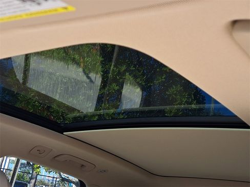 Certified 2023 Audi Q5 2.0T Premium w/ Convenience Package image 16