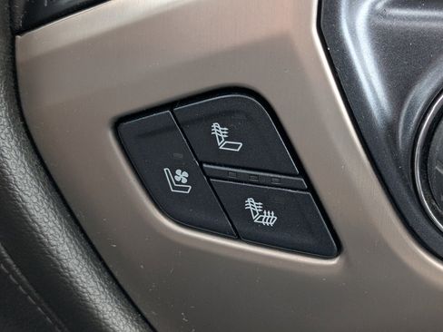 Used 2018 GMC Sierra 2500 Denali image 26