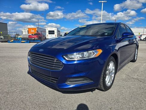 Used 2016 Ford Fusion SE FWD image 7