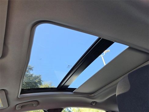 Used 2024 Chevrolet Malibu LT image 29