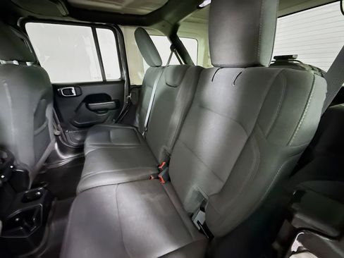 Used 2022 Jeep Wrangler Unlimited Sport AWD/4WD image 20