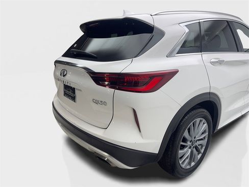 Used 2024 INFINITI QX50 Luxe image 18
