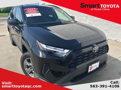 Certified 2025 Toyota RAV4 LE AWD/4WD image 1