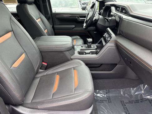 Used 2023 GMC Sierra 1500 AT4 w/ AT4 Premium Package image 36