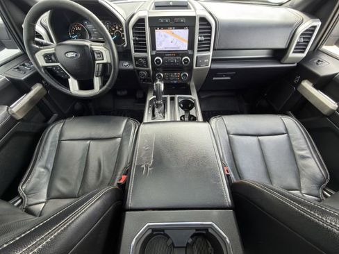 Used 2018 Ford F150 Lariat w/ Equipment Group 502A Luxury image 9