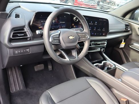 New 2027 Chevrolet Traverse LT w/ Driver Confidence Package AWD/4WD image 6
