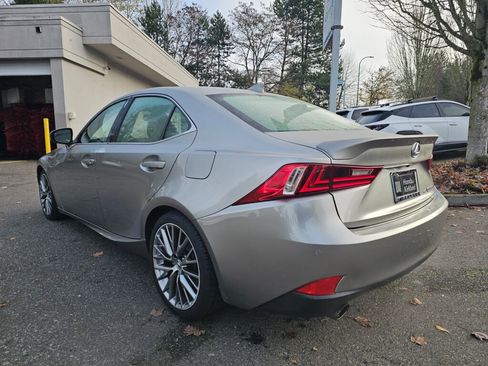 Used 2016 Lexus IS 300 AWD w/ Navigation System Package image 5