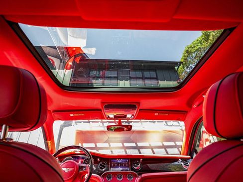 Used 2019 Bentley Mulsanne Speed image 46