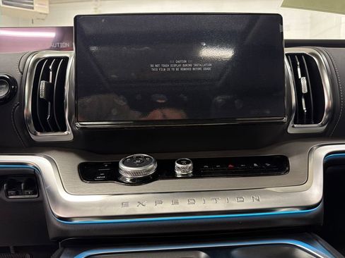 New 2026 Ford Expedition Platinum image 20