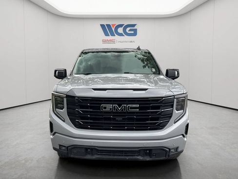 Used 2024 GMC Sierra 1500 Elevation w/ Elevation Premium Package AWD/4WD image 8