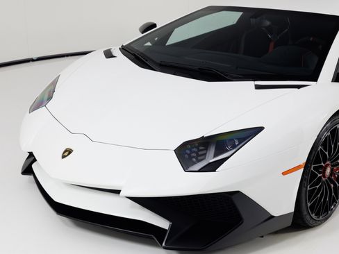 Used 2016 Lamborghini Aventador LP 750-4 Superveloce AWD/4WD image 61