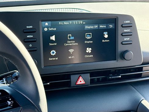 New 2026 Hyundai Elantra SEL Sport Premium image 9