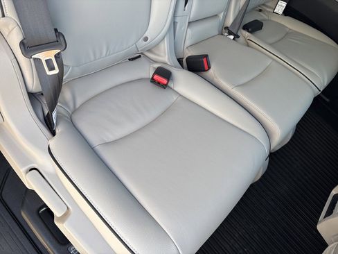 Certified 2026 Honda Odyssey Touring image 35