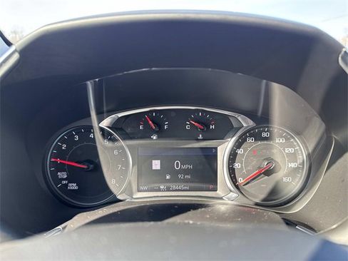 Used 2023 Chevrolet Equinox Premier image 16