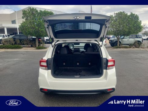 Used 2017 Subaru Impreza 2.0i Limited image 32