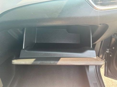 Used 2022 Chevrolet Equinox LT FWD image 40