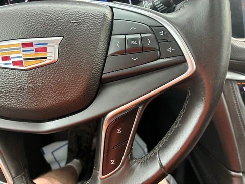 Used 2017 Cadillac XT5 Premium Luxury AWD/4WD image 23