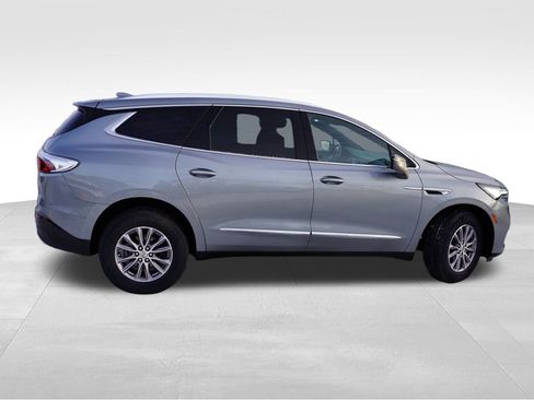 Certified 2023 Buick Enclave Essence image 4