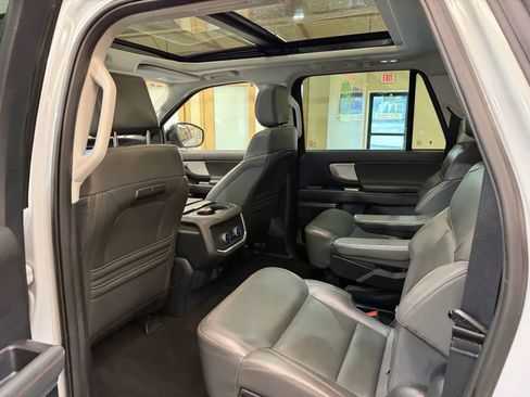 Used 2025 Ford Expedition Max Active image 16