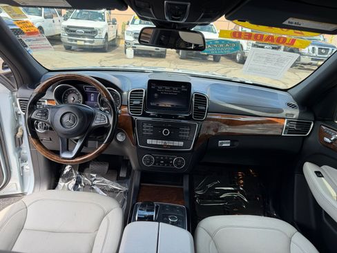 Used 2017 Mercedes-Benz GLS 450 4MATIC w/ Premium Package image 18