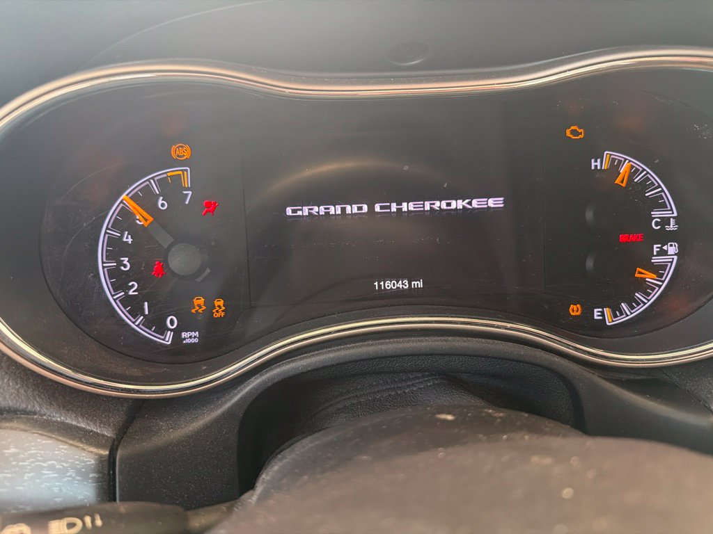Used 2017 Jeep Grand Cherokee Limited AWD/4WD image 11