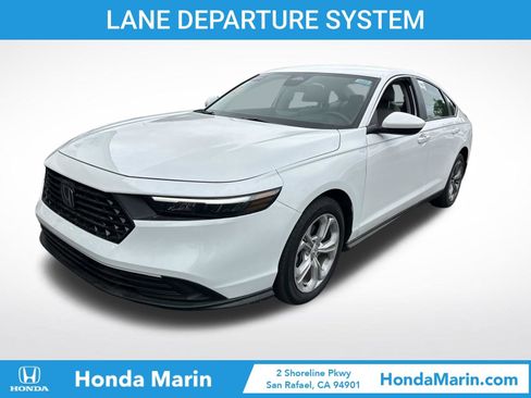 Used 2025 Honda Accord LX image 11