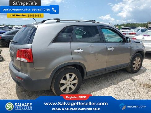 Used 2012 Kia Sorento LX w/ Convenience Pkg FWD image 4