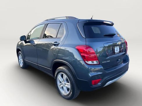Used 2021 Chevrolet Trax LT AWD/4WD image 4