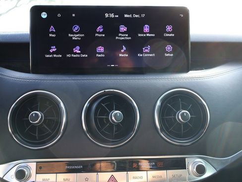 Used 2023 Kia Stinger GT2 image 50