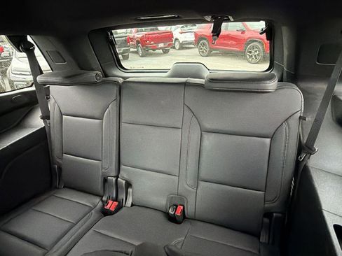 Used 2021 Chevrolet Tahoe Z71 w/ Luxury Package AWD/4WD image 23