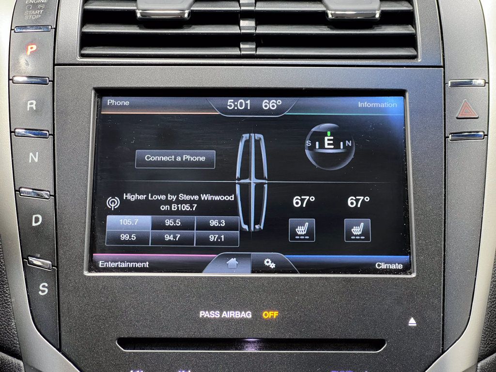 Used 2014 Lincoln MKZ w/ Equipment Group 101A Select FWD image 23