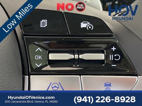 Certified 2024 Hyundai Tucson Limited FWD image 30
