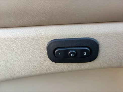 Used 2020 Jeep Grand Cherokee Limited w/ Luxury Group II AWD/4WD image 12