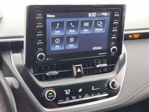 Used 2021 Toyota Corolla SE image 16