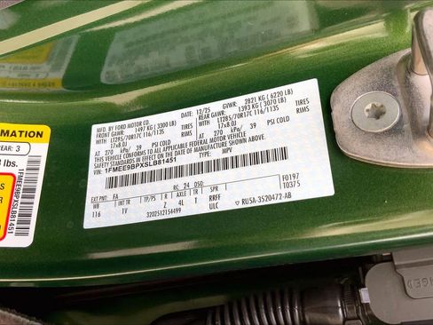 New 2025 Ford Bronco Badlands image 16