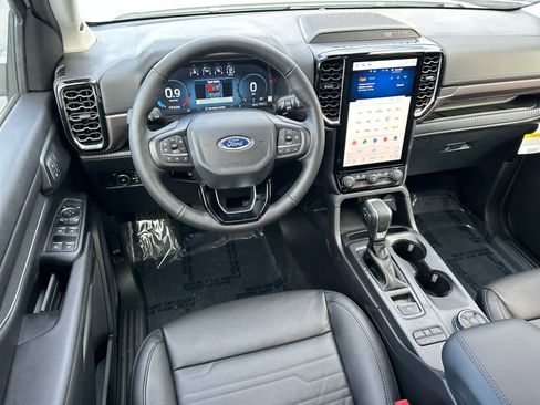 New 2025 Ford Ranger Lariat w/ FX4 Off-Road Package image 25