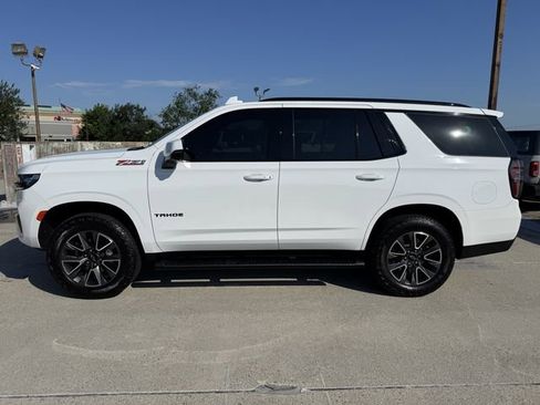 Used 2024 Chevrolet Tahoe Z71 w/ Luxury Package AWD/4WD image 11