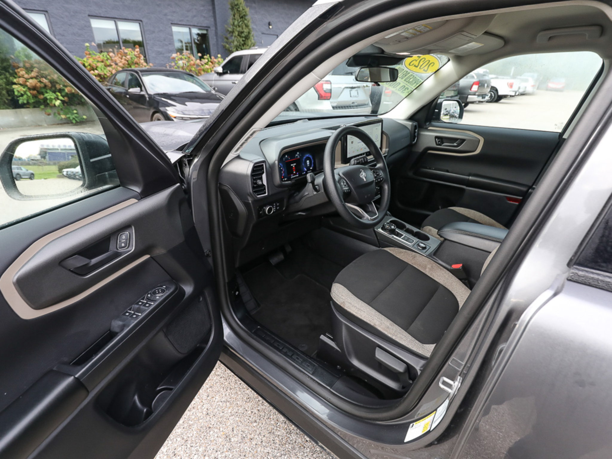 Used 2025 Ford Bronco Sport Big Bend AWD/4WD image 11