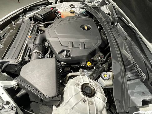 Used 2019 Chevrolet Camaro LT RWD image 28