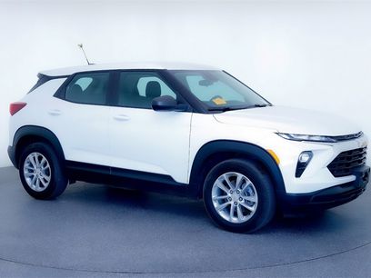 Used 2024 Chevrolet TrailBlazer LS w/ LS Confidence Package