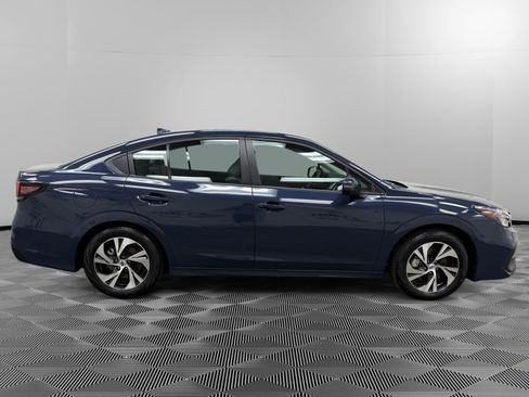Used 2025 Subaru Legacy Premium image 6